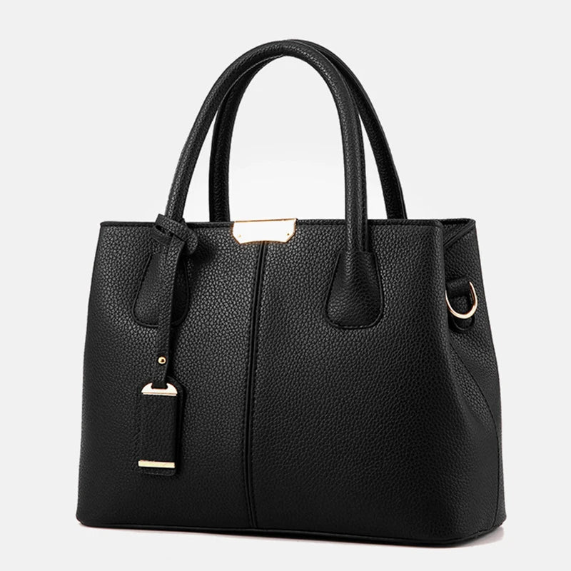 Sua Nova Bolsa Favorita: Elegância em Cada Detalhe - Couro Sintético PU.